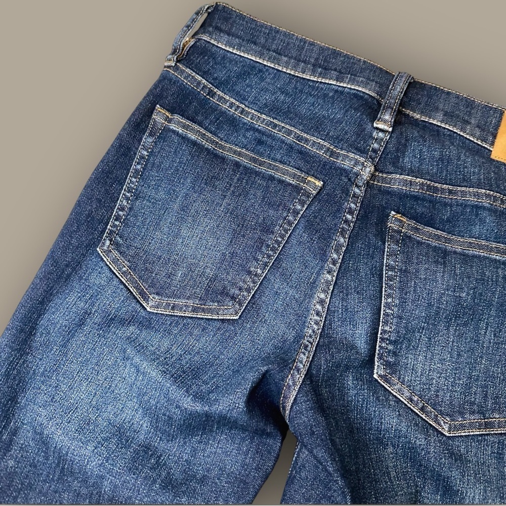 J. Crew ‘9” Demi-Boot Crop Jean’ in “Dark Worn Wash” Size 26 - Picture 13 of 16